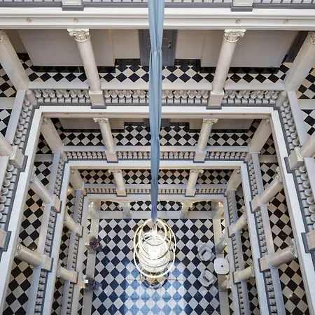 Hotel The Ritz-carlton De La Paix,