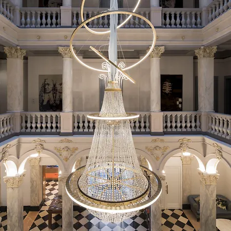 The Ritz-carlton De La Paix, 5*