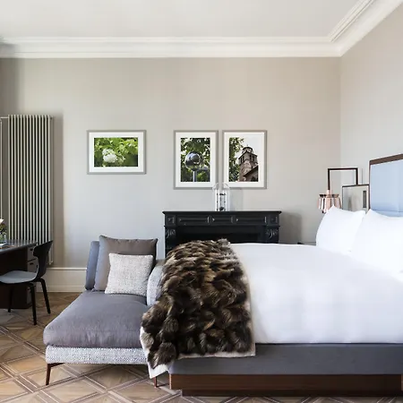 The Ritz-carlton De La Paix, 5*
