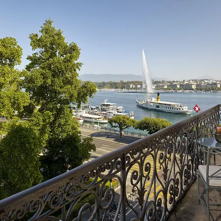 The Ritz-carlton De La Paix, Hotel 5*