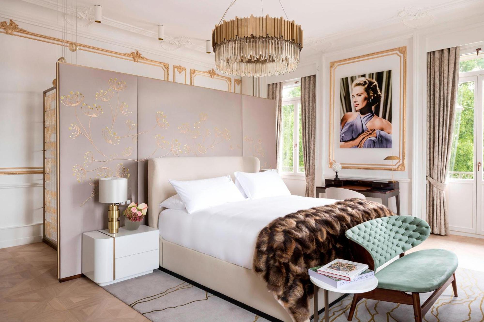 The Ritz-carlton De La Paix, Hotel