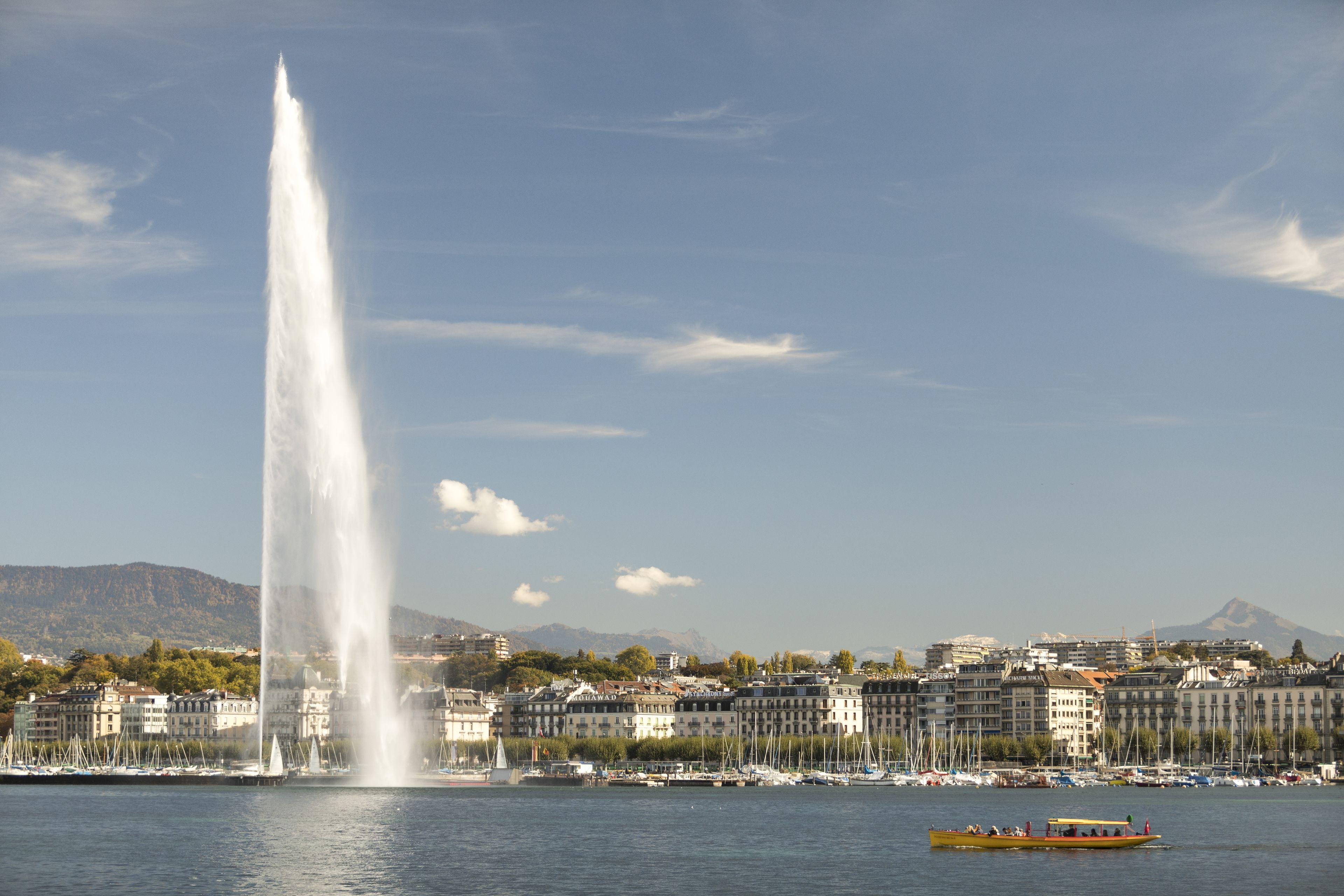 The Ritz-carlton De La Paix, Hotel