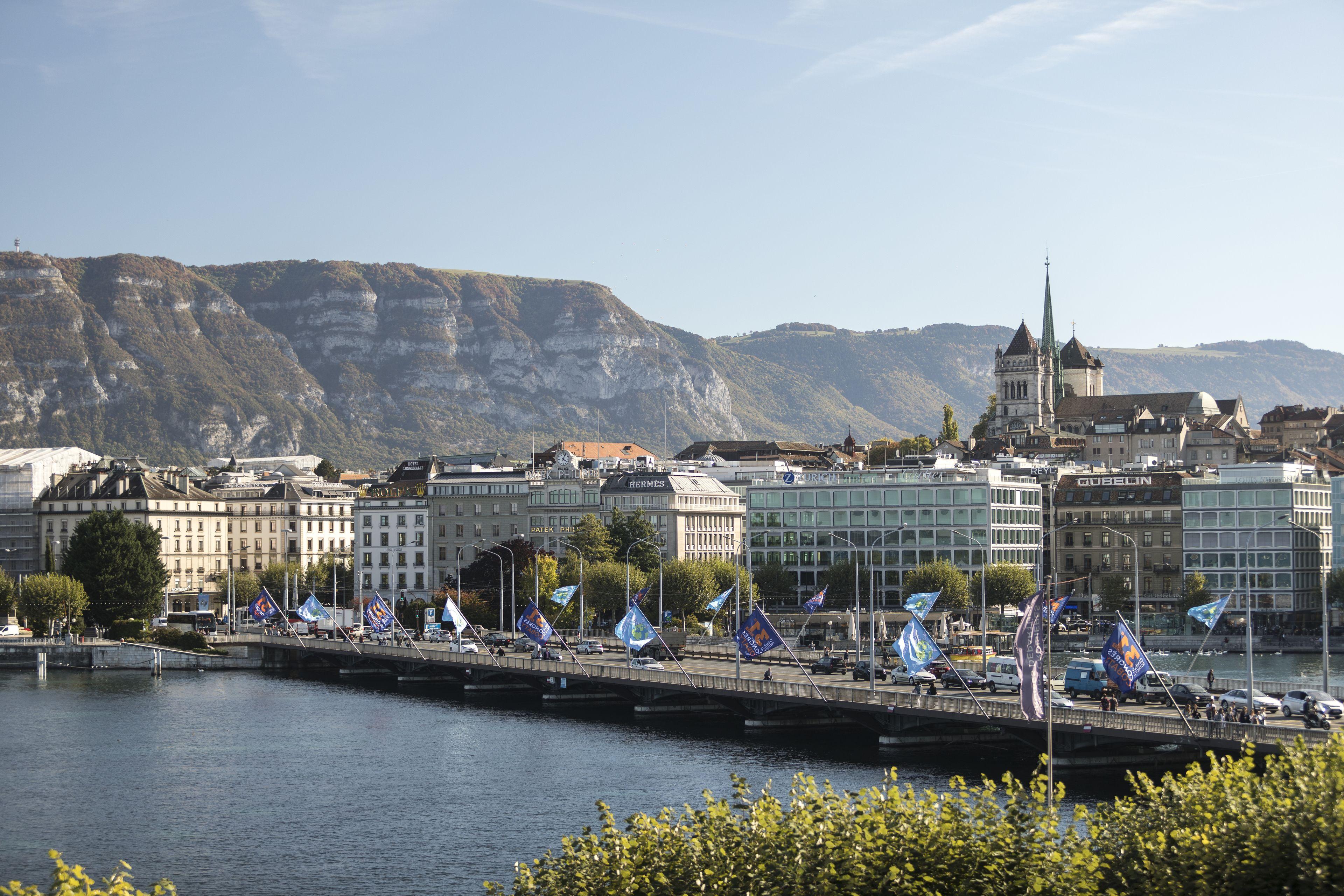 The Ritz-carlton De La Paix,